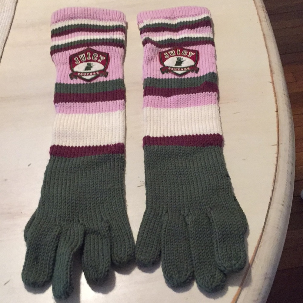 Juicy couture knit gloves.